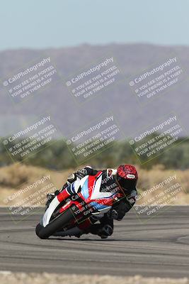 media/Oct-13-2025-Moto Forza (Mon) [[a66d839500]]/2-A Group/Session 3 (Turn 16)/